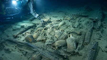 A natural gas company's robot found hundreds of ancient jars on the Mediterranean floor: a 3,300-yea