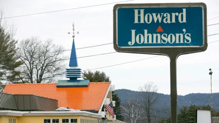 Howard Johnson's was once America's biggest restaurant chain. It had over 1,000 orange-roofed diners