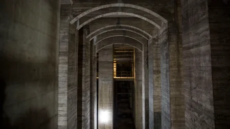 The Lincoln Memorial has a secret: a 43,800 sq ft cave beneath it - nearly twice the floor space of 